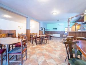 Prodej restaurace, Havlíčkův Brod, Vagonova, 300 m2