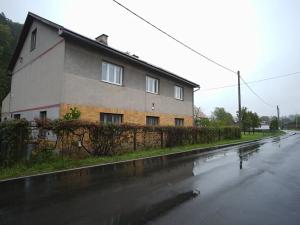 Pronájem rodinného domu, Klášterská Lhota, 390 m2