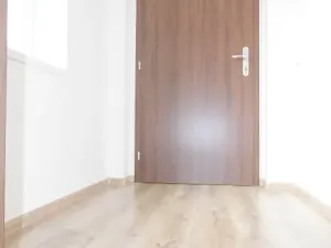Pronájem bytu 2+kk, Praha - Záběhlice, Ke skalkám, 36 m2