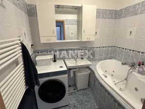 Prodej bytu 3+kk, Praha - Kyje, Sicherova, 80 m2