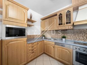 Prodej bytu 3+kk, Praha - Holešovice, Poupětova, 63 m2