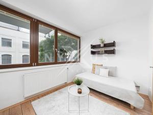 Prodej bytu 3+kk, Praha - Holešovice, Poupětova, 63 m2
