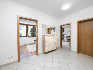 Prodej bytu 3+kk, Praha - Holešovice, Poupětova, 63 m2