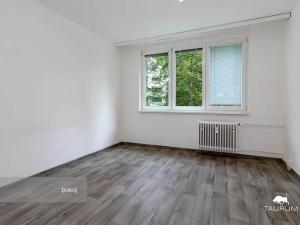 Prodej bytu 3+1, Klatovy, Pod Hůrkou, 64 m2