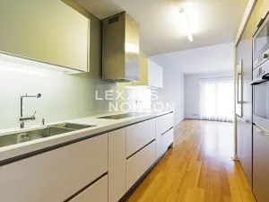 Pronájem bytu 4+kk, Praha - Nové Město, Senovážné náměstí, 135 m2