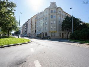 Prodej bytu 2+kk, Praha - Holešovice, Jankovcova, 53 m2