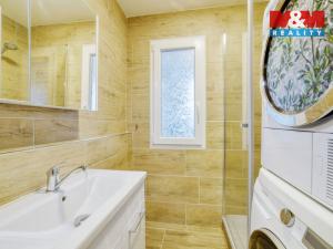 Prodej bytu 3+1, Mariánské Lázně - Úšovice, Hroznatova, 64 m2