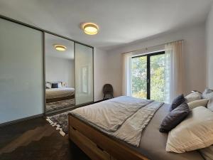 Prodej bytu 2+kk, Praha - Smíchov, K Závěrce, 79 m2