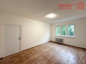 Pronájem bytu 2+1, Kadaň, Chomutovská, 56 m2