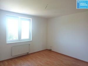 Prodej bytu 2+kk, Rousínov, Nad Školou, 58 m2