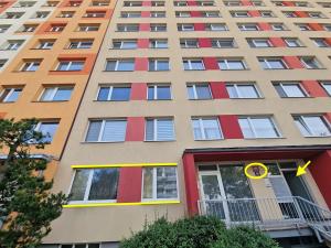 Prodej bytu 3+1, Praha - Petrovice, Rezlerova, 70 m2