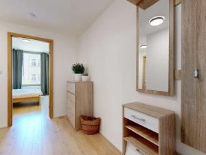 Prodej bytu 2+kk, Praha - Smíchov, Nádražní, 2 m2