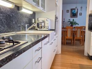 Prodej bytu 3+1, Pardubice - Studánka, Jana Zajíce, 74 m2