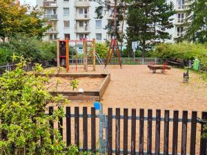 Prodej bytu 3+1, Pardubice - Studánka, Jana Zajíce, 74 m2