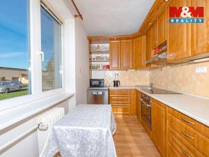 Prodej bytu 3+1, Velká Jesenice, 67 m2