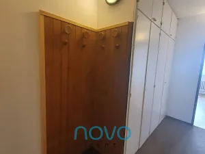 Pronájem bytu 2+kk, Praha - Kobylisy, Frýdlantská, 44 m2