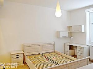 Pronájem bytu 3+kk, Pardubice, Holubova, 90 m2