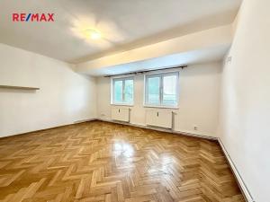 Pronájem bytu 2+1, Kladno, Vítězná, 63 m2