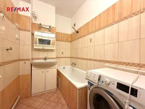 Pronájem bytu 2+1, Kladno, Vítězná, 63 m2