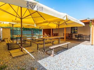 Prodej restaurace, Psáry, Pražská, 99 m2