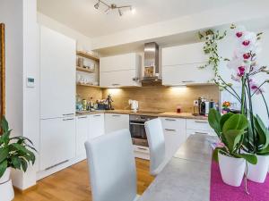 Pronájem bytu 3+kk, Praha - Karlín, Za Karlínským přístavem, 82 m2