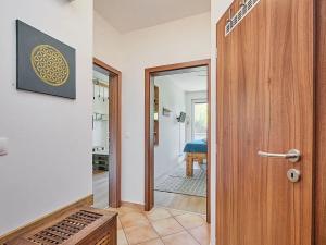 Pronájem bytu 2+kk, Praha - Dubeč, Dubeckého, 53 m2