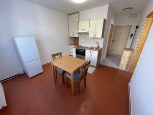 Pronájem bytu 2+kk, České Budějovice - České Budějovice 3, Puklicova, 36 m2