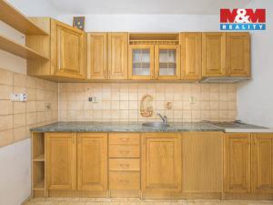 Prodej rodinného domu, Krakovany, 780 m2
