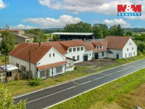Prodej rodinného domu, Krakovany, 780 m2