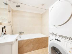 Pronájem bytu 3+kk, Praha - Dolní Chabry, K Beranovu, 90 m2