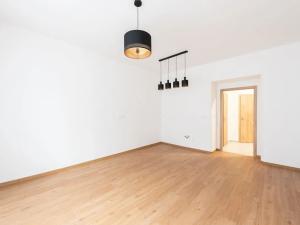 Pronájem bytu 2+kk, Praha - Holešovice, Tusarova, 63 m2