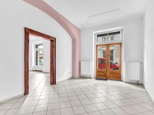 Pronájem obchodního prostoru, Hradec Králové, Tomkova, 133 m2
