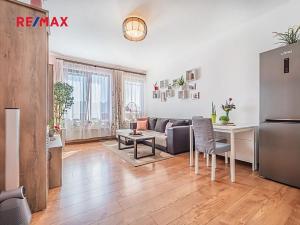 Pronájem bytu 2+kk, Slaný, Kybalova, 56 m2