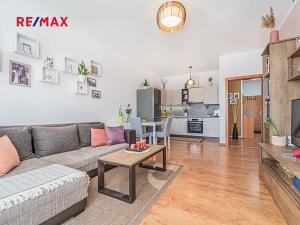 Pronájem bytu 2+kk, Slaný, Kybalova, 56 m2