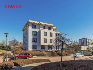 Pronájem bytu 2+kk, Slaný, Kybalova, 56 m2