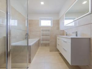 Prodej rodinného domu, Čehovice, 120 m2