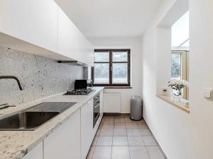 Pronájem bytu 2+kk, Praha - Karlín, Pernerova, 100 m2