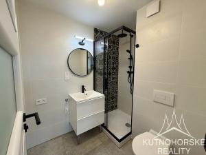 Pronájem bytu 2+1, Přelouč, Obránců míru, 60 m2