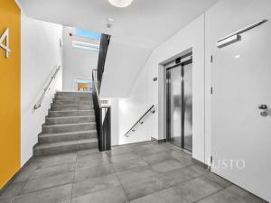Prodej bytu 3+kk, Praha - Uhříněves, Oty Bubeníčka, 80 m2