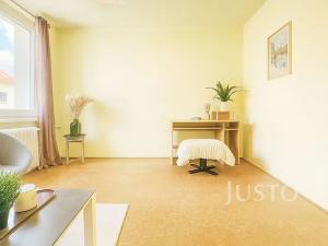 Prodej bytu 3+1, Písek, Za Pazdernou, 74 m2