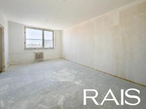 Prodej bytu 3+1, Hustopeče, U Větrolamu, 74 m2