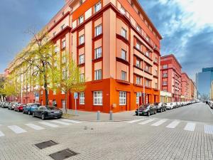 Pronájem bytu 2+kk, Praha - Holešovice, Přístavní, 68 m2