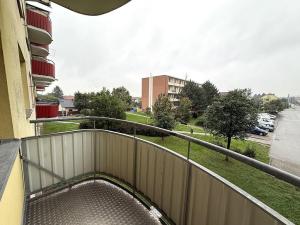 Pronájem bytu 2+1, Hrušovany u Brna, Sídliště, 65 m2