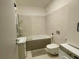 Pronájem bytu 2+kk, Kladno, Benediktínská, 61 m2