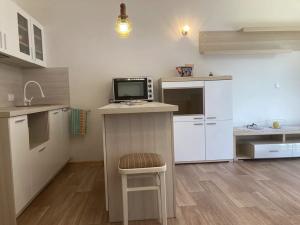 Pronájem bytu 1+kk, Uhlířské Janovice, Hrnčířská, 32 m2