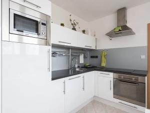 Prodej bytu 1+1, Líbeznice, Mělnická, 33 m2