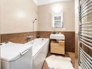 Prodej bytu 3+kk, České Budějovice, Dr. Tůmy, 89 m2