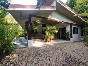 Prodej rodinného domu, Puerto Carrillo, Kostarika, 210 m2