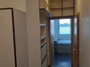 Pronájem bytu 2+kk, Praha - Uhříněves, U uhříněveské obory, 50 m2