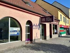 Pronájem obchodního prostoru, Kyjov, třída Komenského, 84 m2